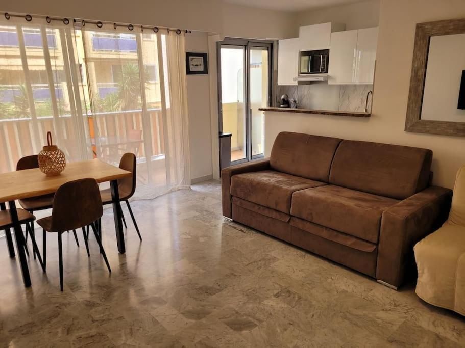Studio Entre Plages Et Monaco Climatise Parking Roquebrune-Cap-Martin Exterior foto
