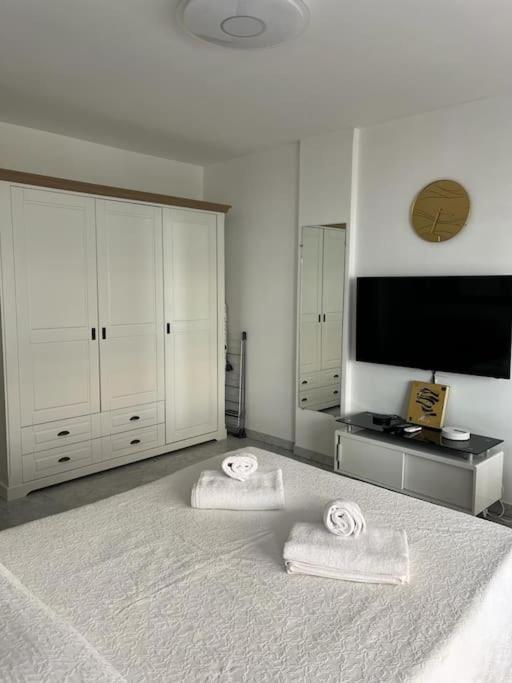 Studio Entre Plages Et Monaco Climatise Parking Roquebrune-Cap-Martin Exterior foto